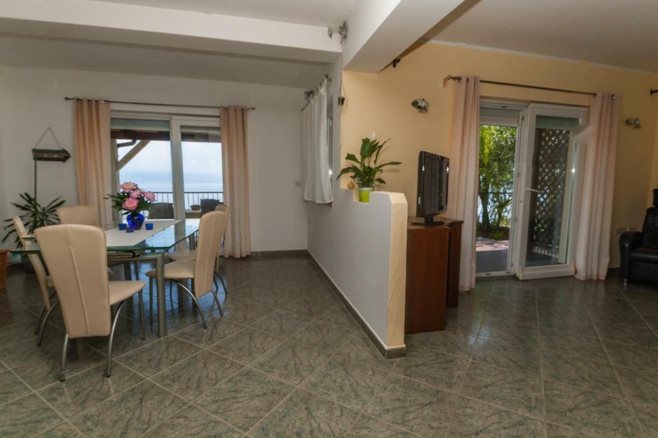 Apartment Nina Lovran Ngoại thất bức ảnh